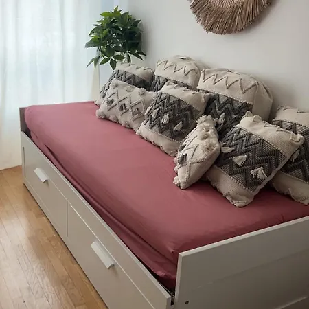 Paris-montrouge Magnifique 3 Pieces De 75m2 Avec Parking - Tres Cosy Pour 1 - 8 Personnes Refait A Neuf -entire Luxurious And Warm -montrouge Paris 14eme - Proche Aeroport Orly Parc Expositions Porte De Versailles Free Wifi Grat