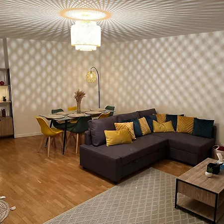 Paris-montrouge Magnifique 3 Pieces De 75m2 Avec Parking - Tres Cosy Pour 1 - 8 Personnes Refait A Neuf -entire Luxurious And Warm -montrouge Paris 14eme - Proche Aeroport Orly Parc Expositions Porte De Versailles Free Wifi Grat * Montrouge