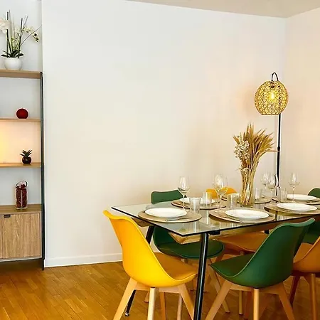 Lejlighed Paris-montrouge Magnifique 3 Pieces De 75m2 Avec Parking - Tres Cosy Pour 1 - 8 Personnes Refait A Neuf -entire Luxurious And Warm -montrouge Paris 14eme - Proche Aeroport Orly Parc Expositions Porte De Versailles Free Wifi Grat *